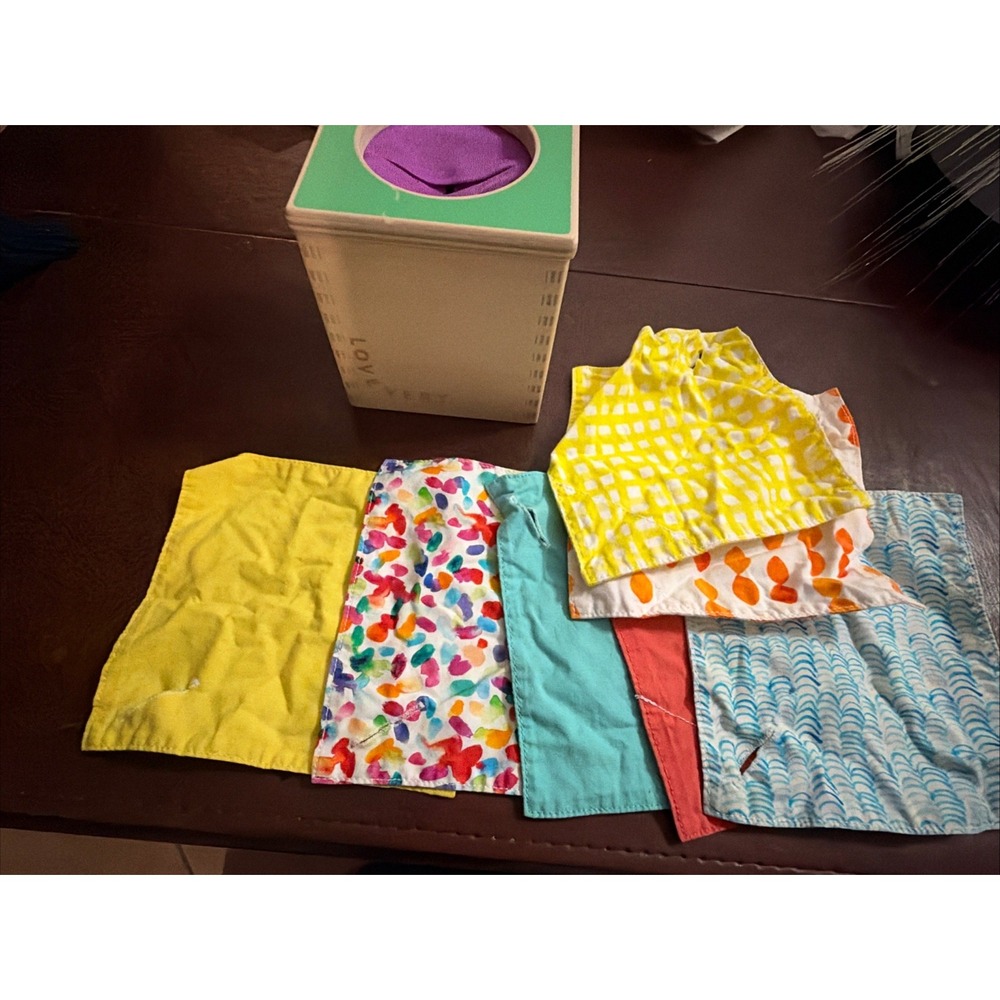 Lovevery Magic Tissue Box + Cloth Tissues From The Senser Play Kit (Months 5-6)